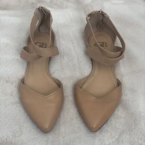 Gianni Bini tan leather flats